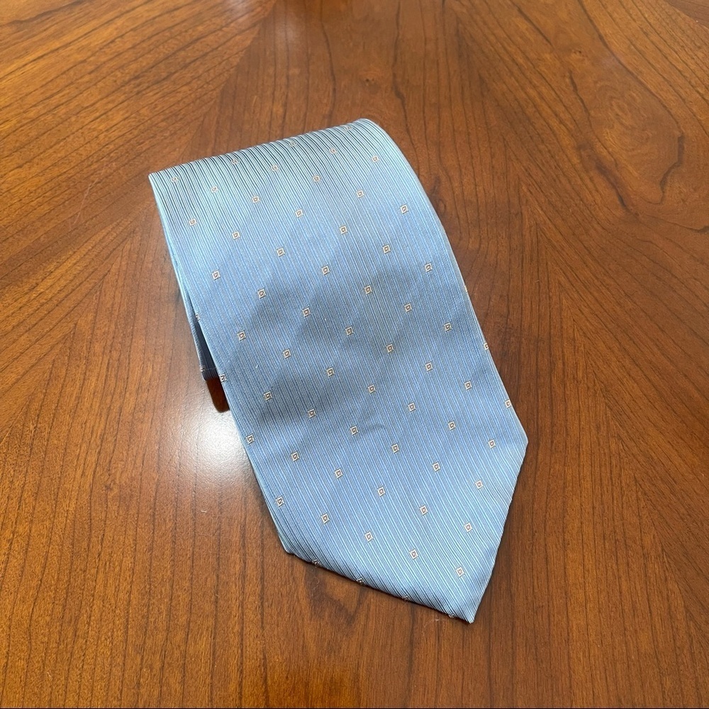 100 % Silk Geoffrey Beene Men’s Tie. Blue.